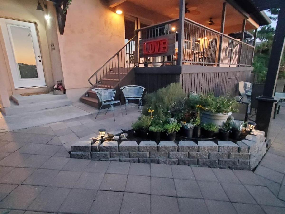 The God Spa Redding Bagian luar foto